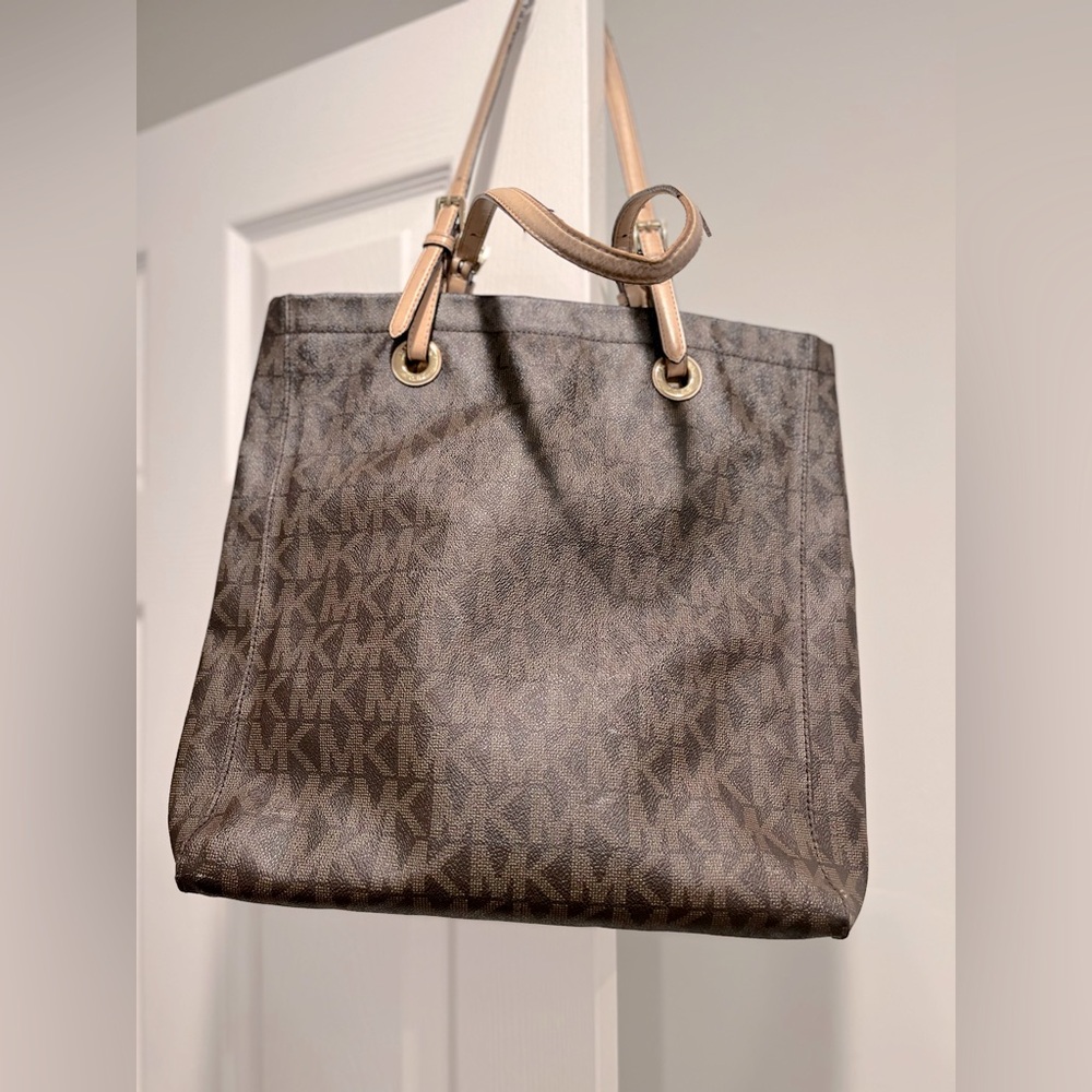 Michael Kors 30S11TTT4B Jet Set Logo Print Signature Brown Tote Handbag
